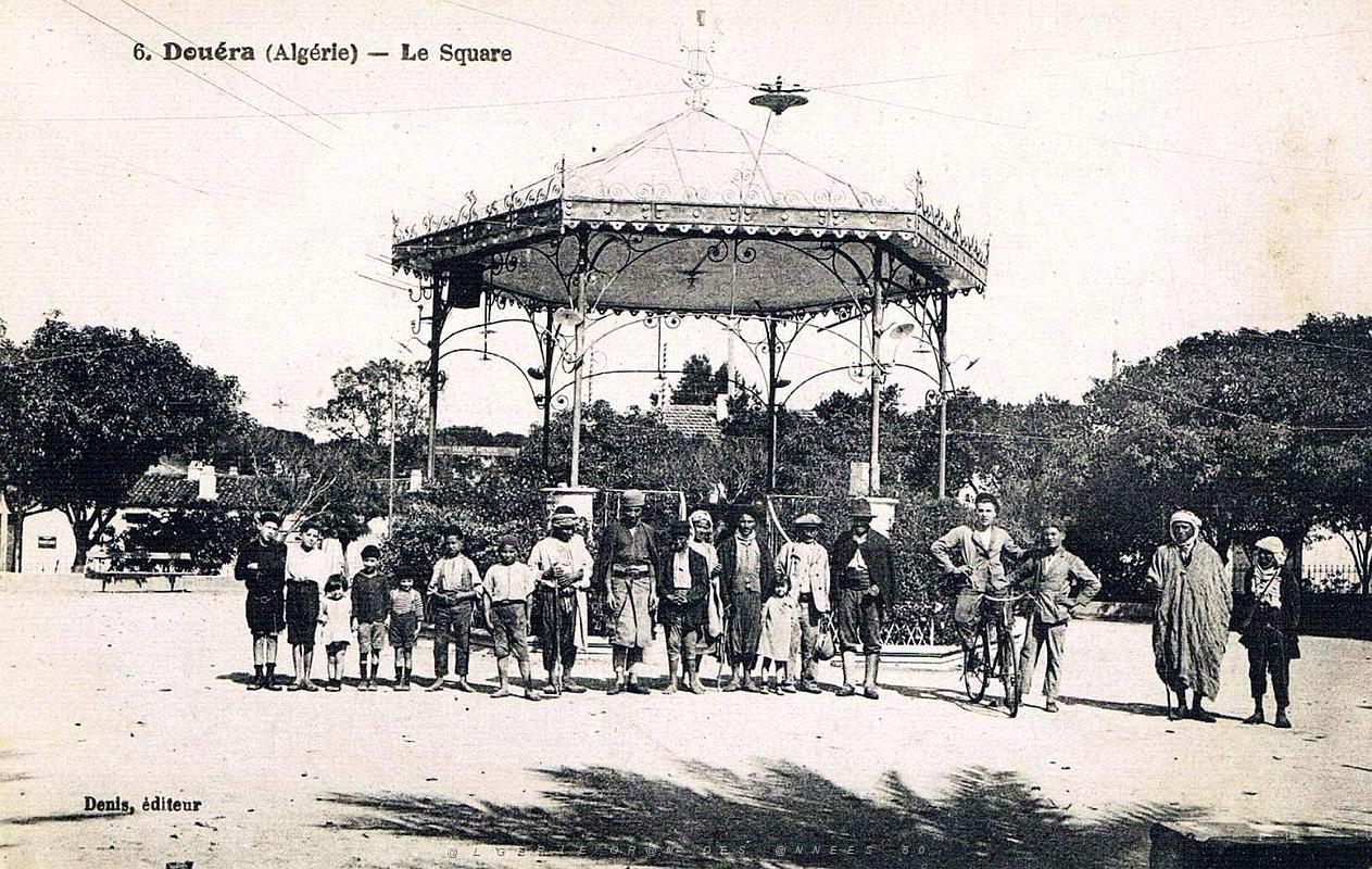 533- Douera - Le square.jpg